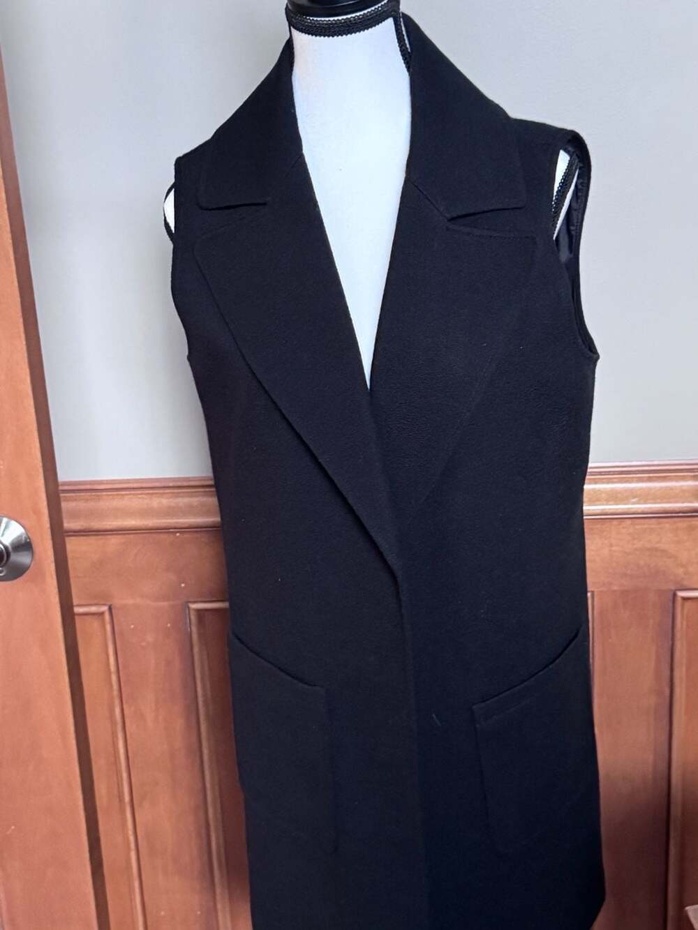 Doncaster Collection Black Longline Vest Size 8 Wool Blend